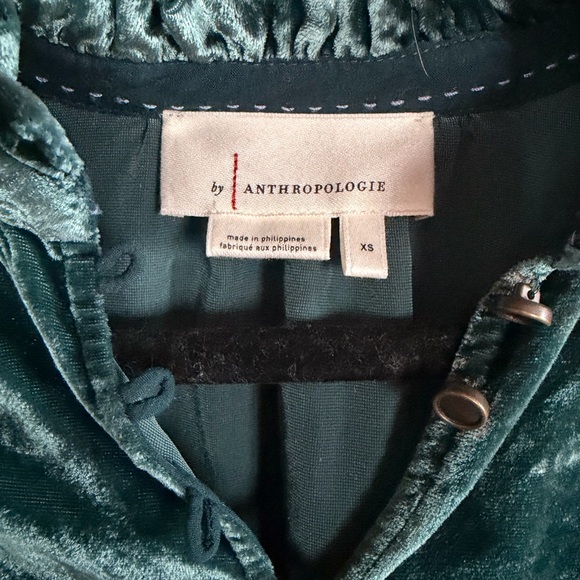 💚 Anthropologie Emerald Velvet Blouse Ruffle Neck Boho Romantic Top XS - Picture 4 of 5